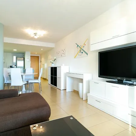 V012 - Maritim - Apartamento *